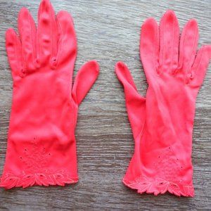 Red ladies gloves with wrist embellishments